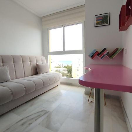 Atico Duplex Con Vistas Al Mar. Dos Plazas De Garaje Apartment Torremolinos Exterior photo