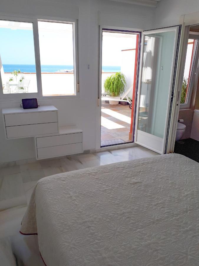 Atico Duplex Con Vistas Al Mar. Dos Plazas De Garaje Apartment Torremolinos Exterior photo